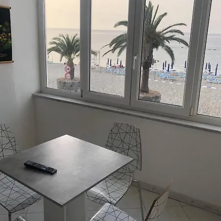 Casa Rita In Piazza Marina Casamicciola Terme
